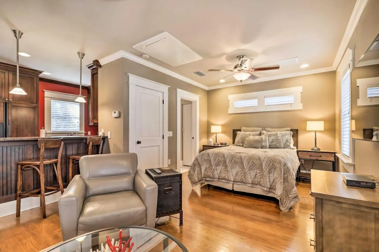 kontakty Hyde Park Luxury Studio With Prime Location!